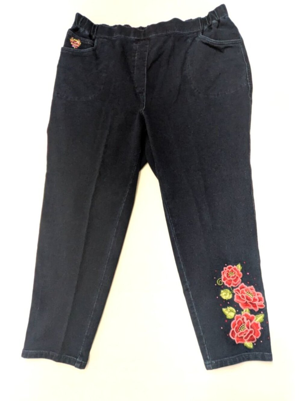 Quacker Factory Dark Blue Stretch Skinny Jeans Size 1X Embroidered Roses Pull On